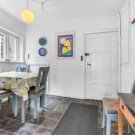 Appartement Amazing In With Wifi Aabenraa